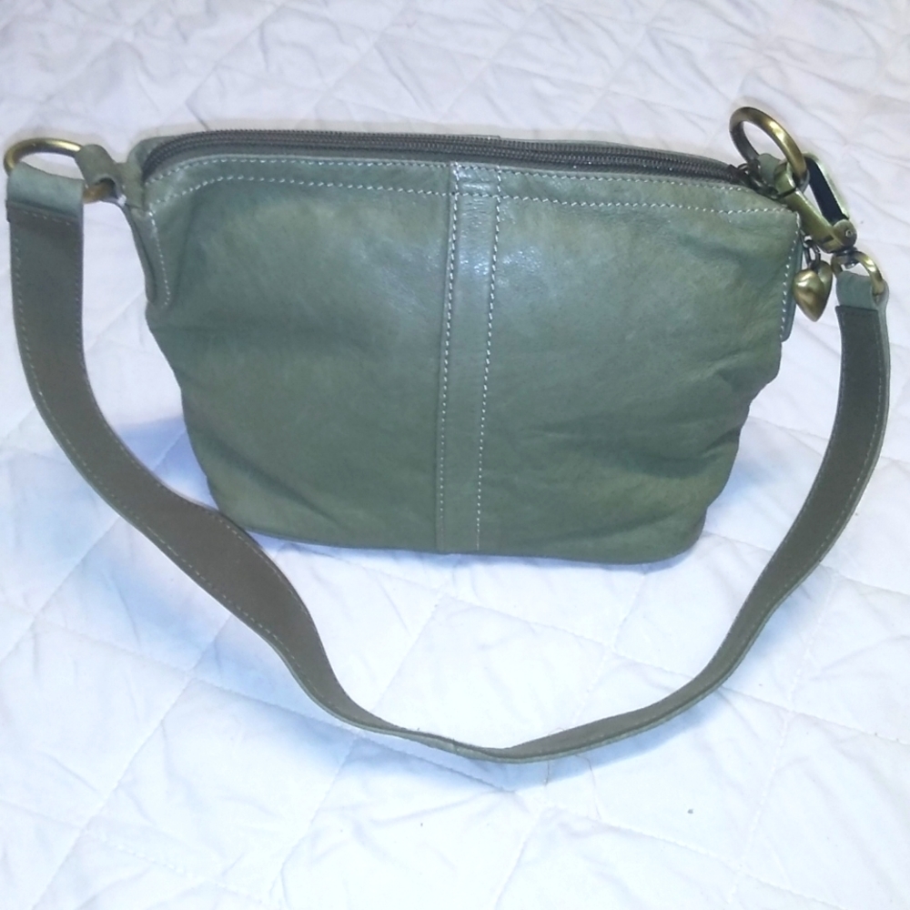 NWOT ST. JOHN BAY SMALL SHOULDER BAG
